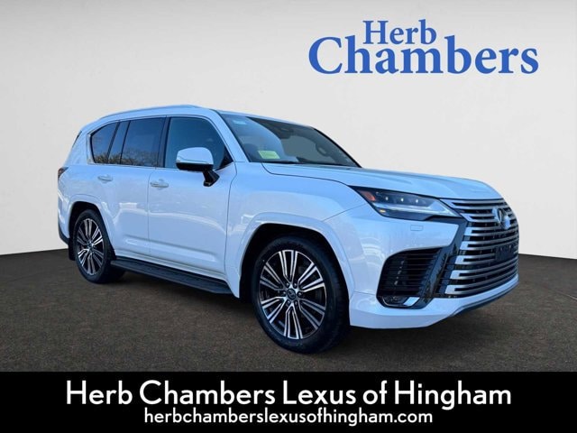 new 2025 Lexus LX 600 car