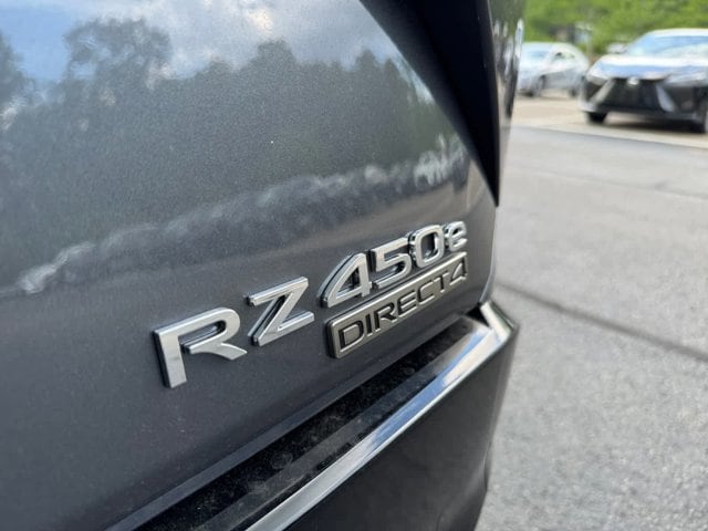 new 2025 Lexus RZ 450e car