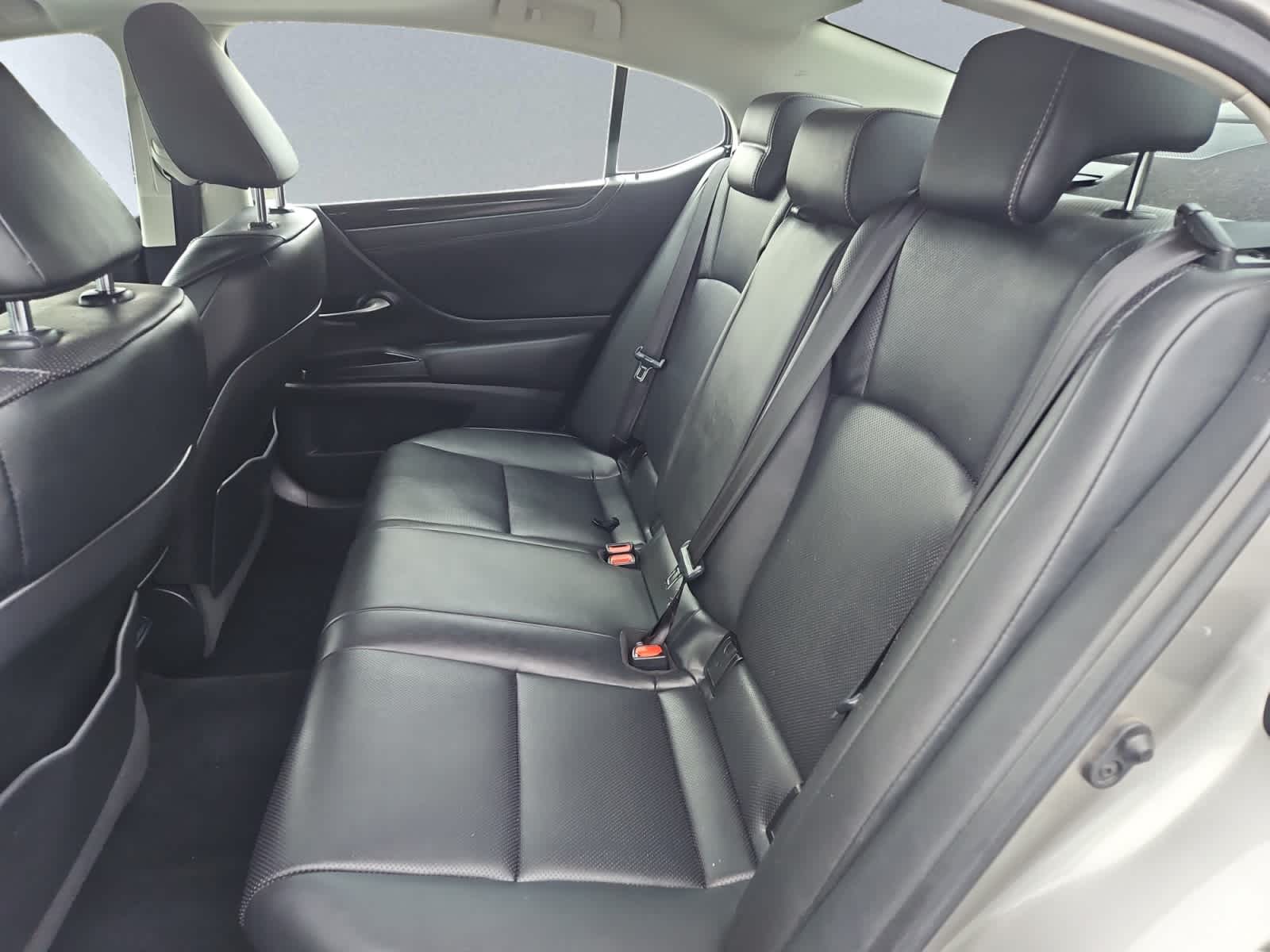 used 2020 Lexus ES car, priced at $32,998