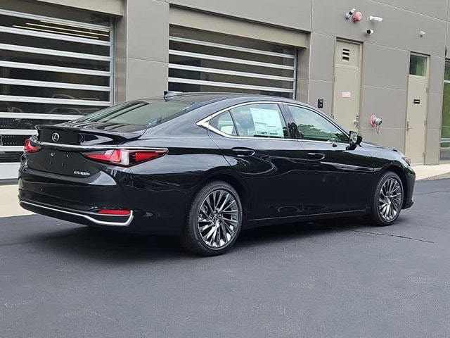 new 2024 Lexus ES 300h car