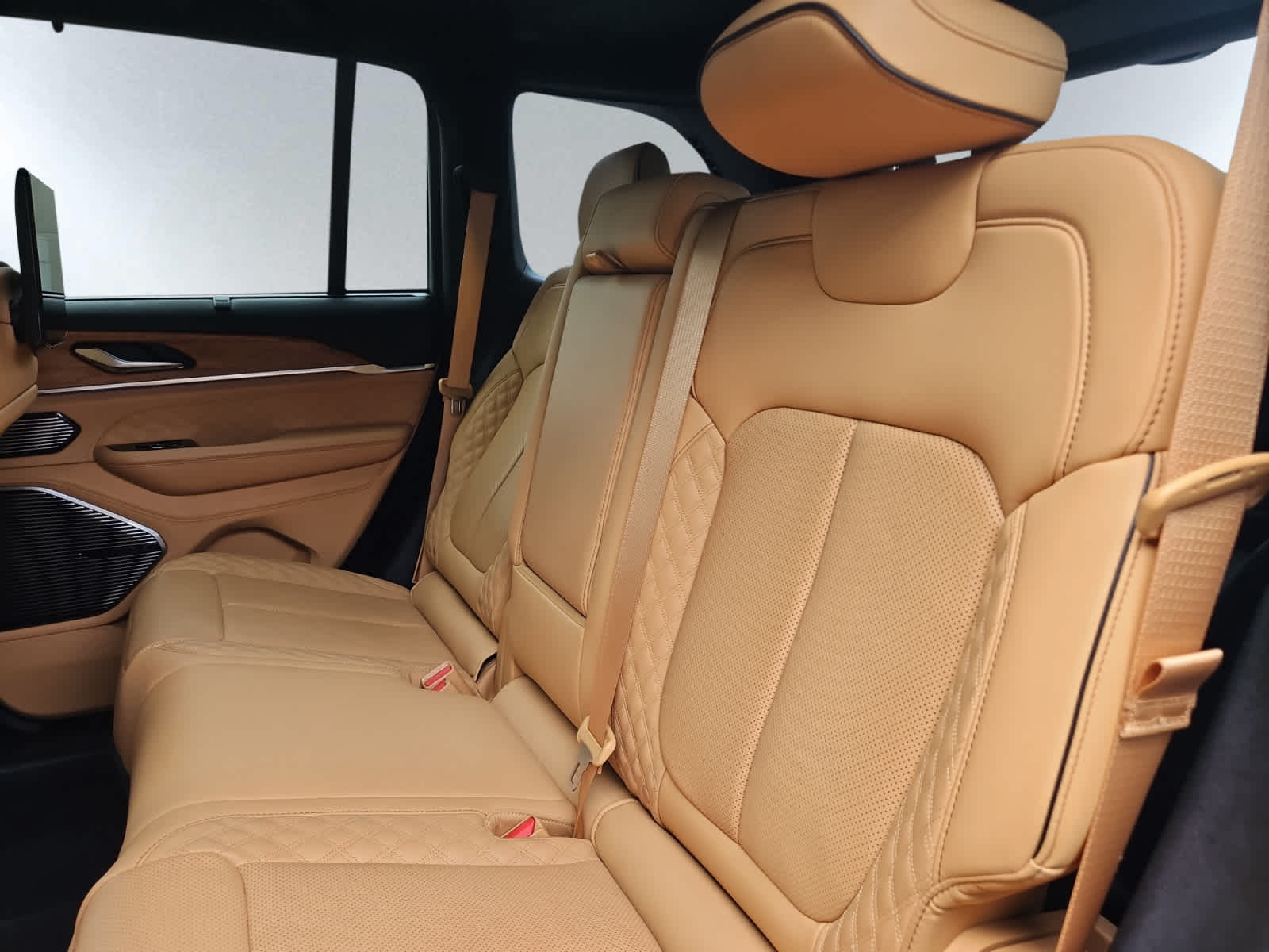 used 2023 Jeep Grand Cherokee car, priced at $46,998