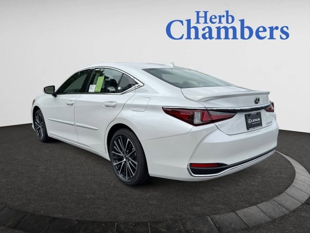 new 2025 Lexus ES 300h car