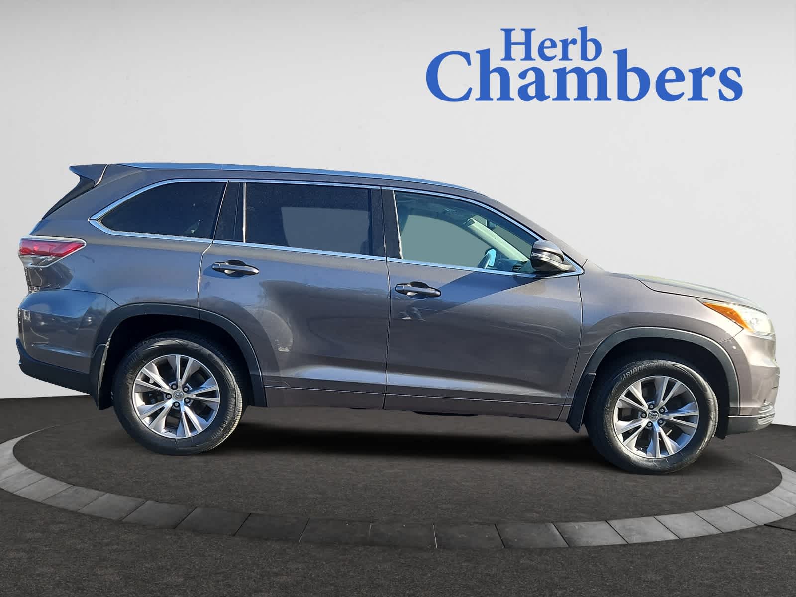 used 2014 Toyota Highlander car, priced at $15,498