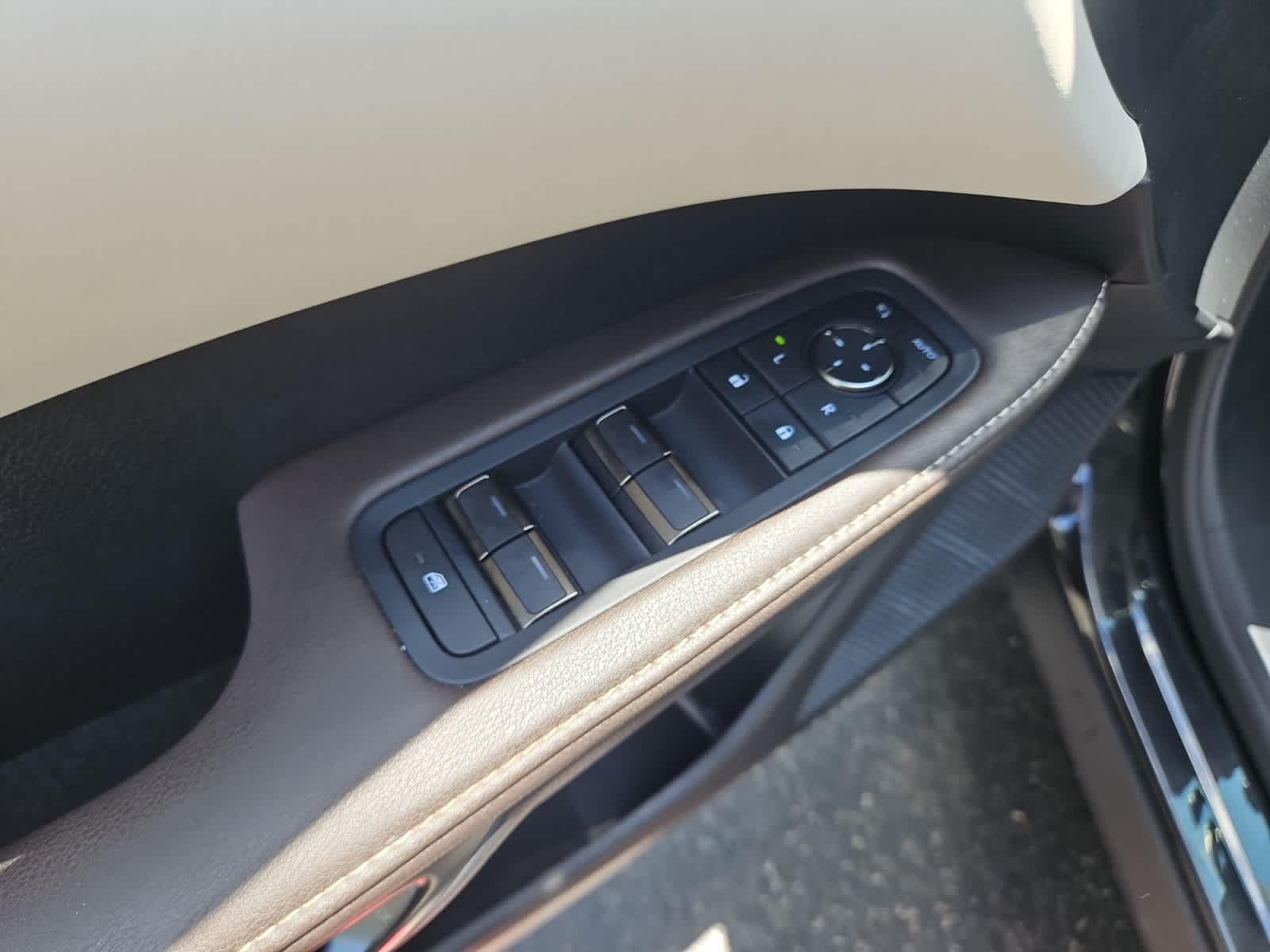 used 2024 Lexus RX car, priced at $51,998
