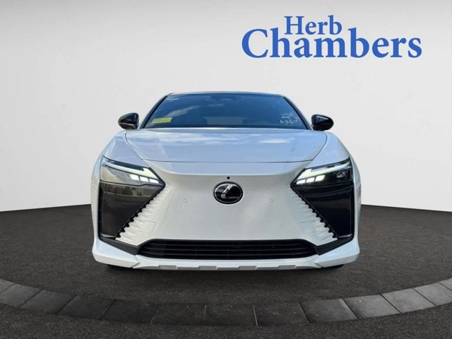 new 2025 Lexus RZ 450e car