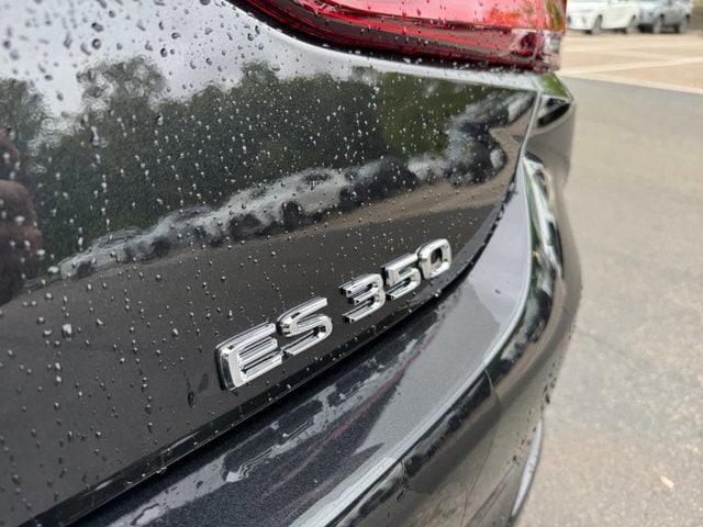 new 2025 Lexus ES 350 car