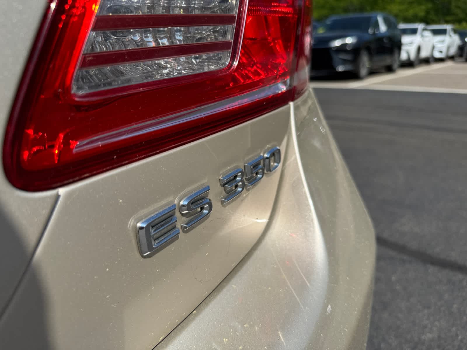 used 2010 Lexus ES 350 car, priced at $10,998