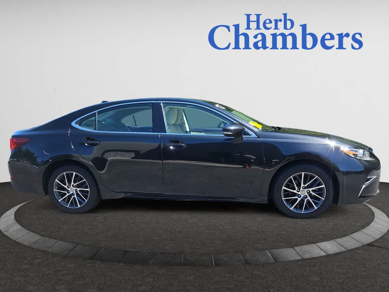 used 2017 Lexus ES car, priced at $19,998