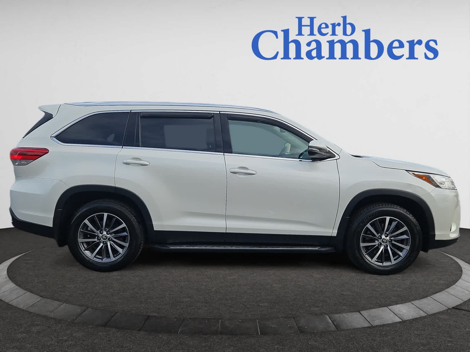 used 2019 Toyota Highlander car, priced at $26,998