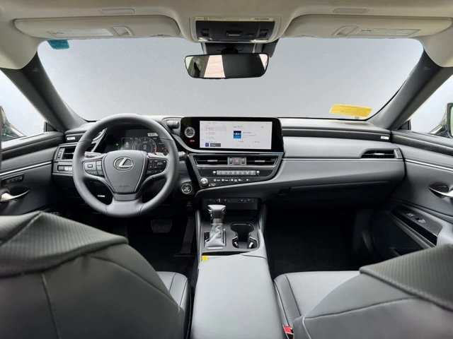new 2025 Lexus ES 350 car