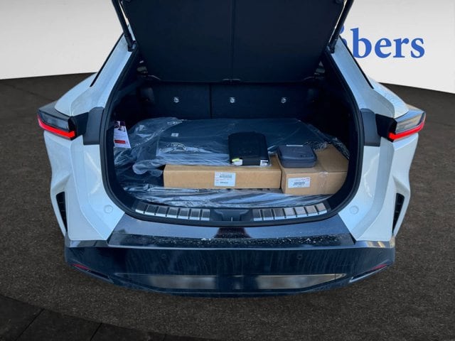 new 2025 Lexus RZ 450e car