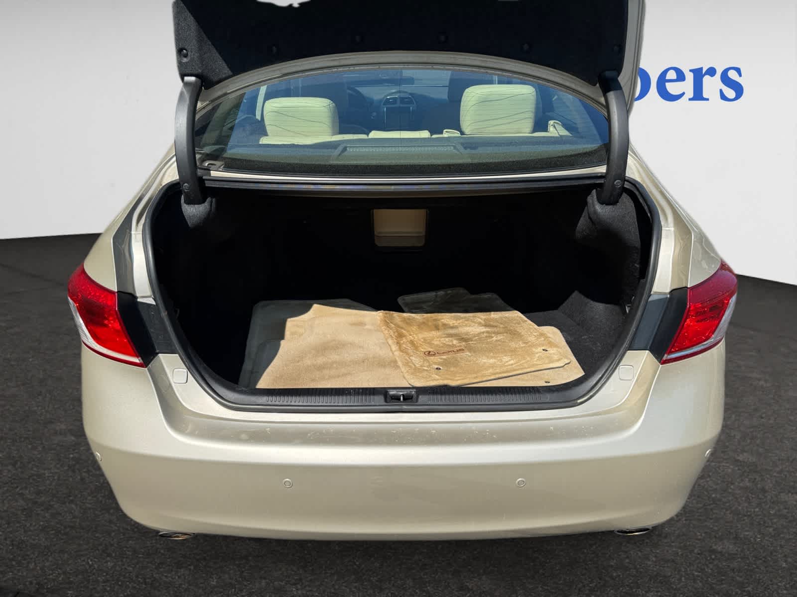 used 2010 Lexus ES 350 car, priced at $10,998