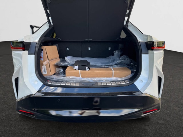 new 2025 Lexus RZ 450e car