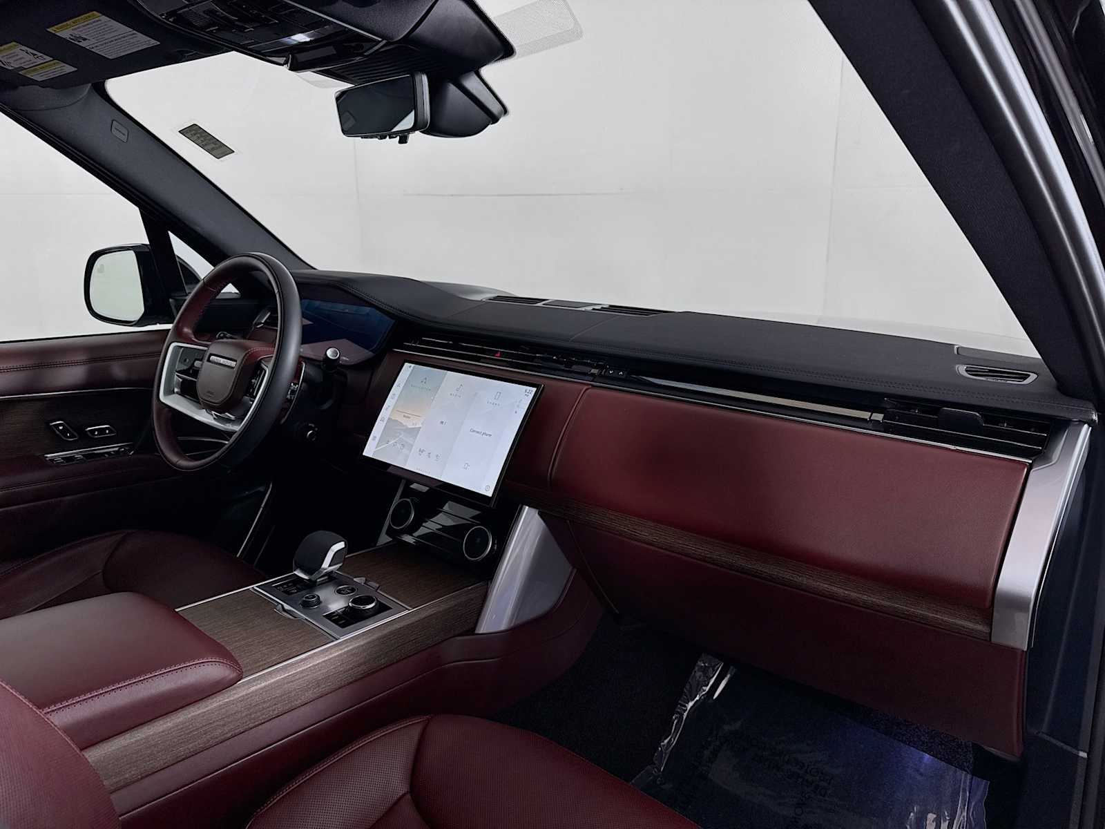 used 2023 Land Rover Range Rover car, priced at $107,998