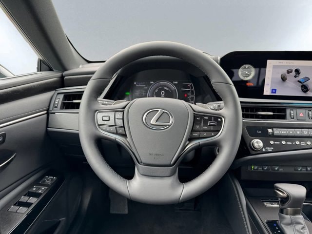 new 2025 Lexus ES 300h car