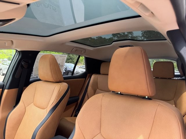 new 2025 Lexus RZ 450e car
