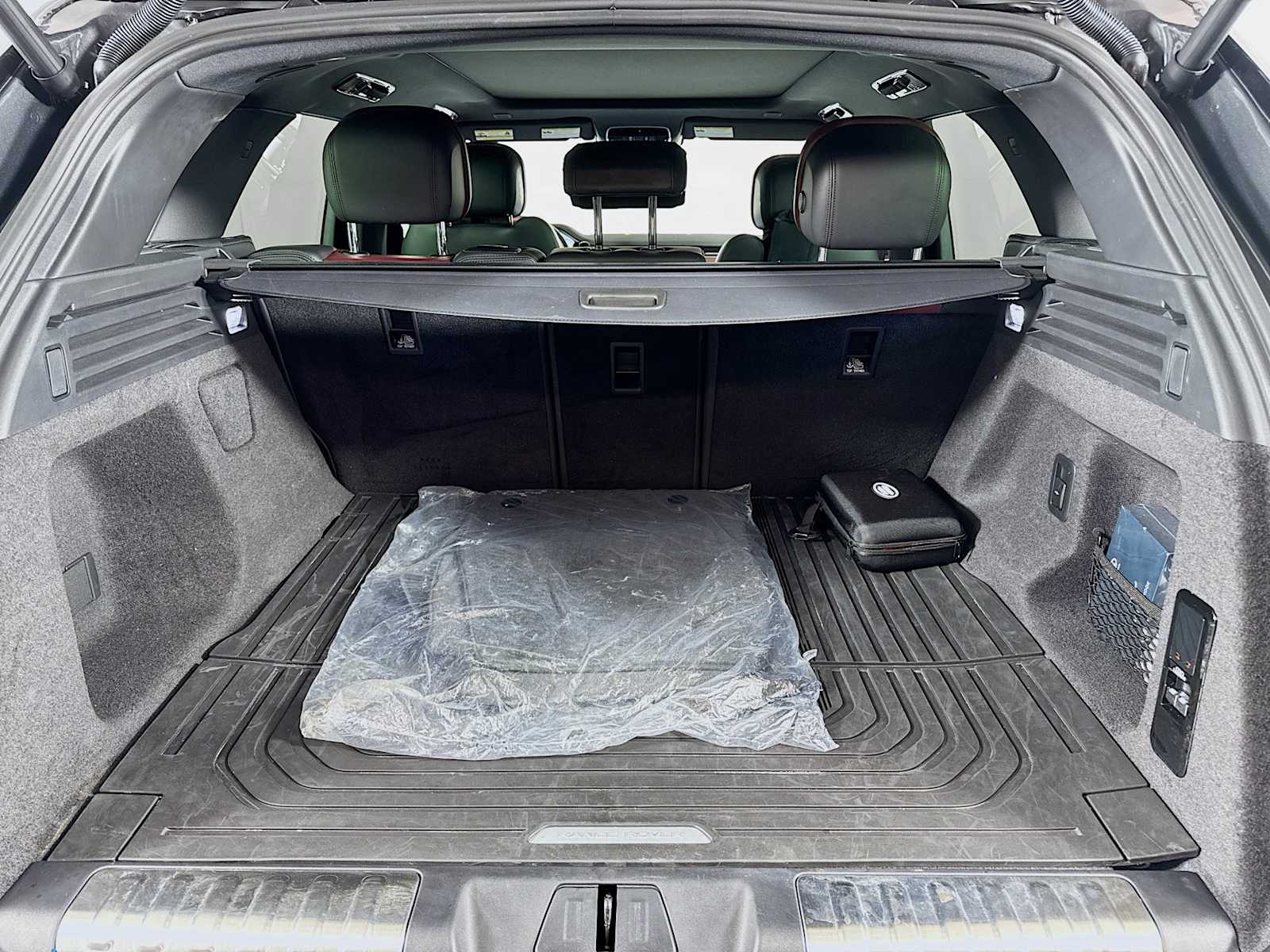 used 2025 Land Rover Range Rover Sport car, priced at $94,498