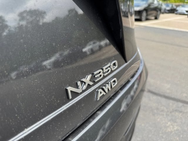 new 2025 Lexus NX 350 car