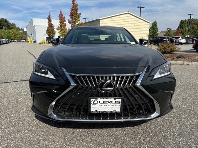 new 2025 Lexus ES 300h car