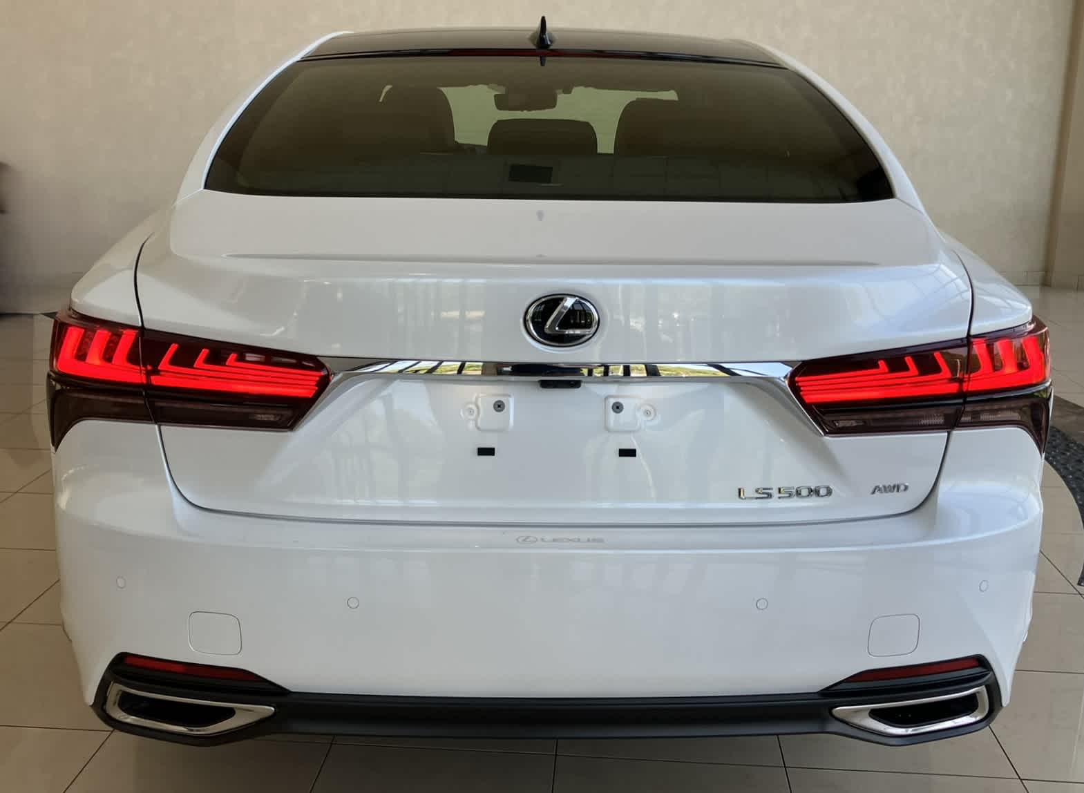used 2025 Lexus LS 500 car, priced at $95,998