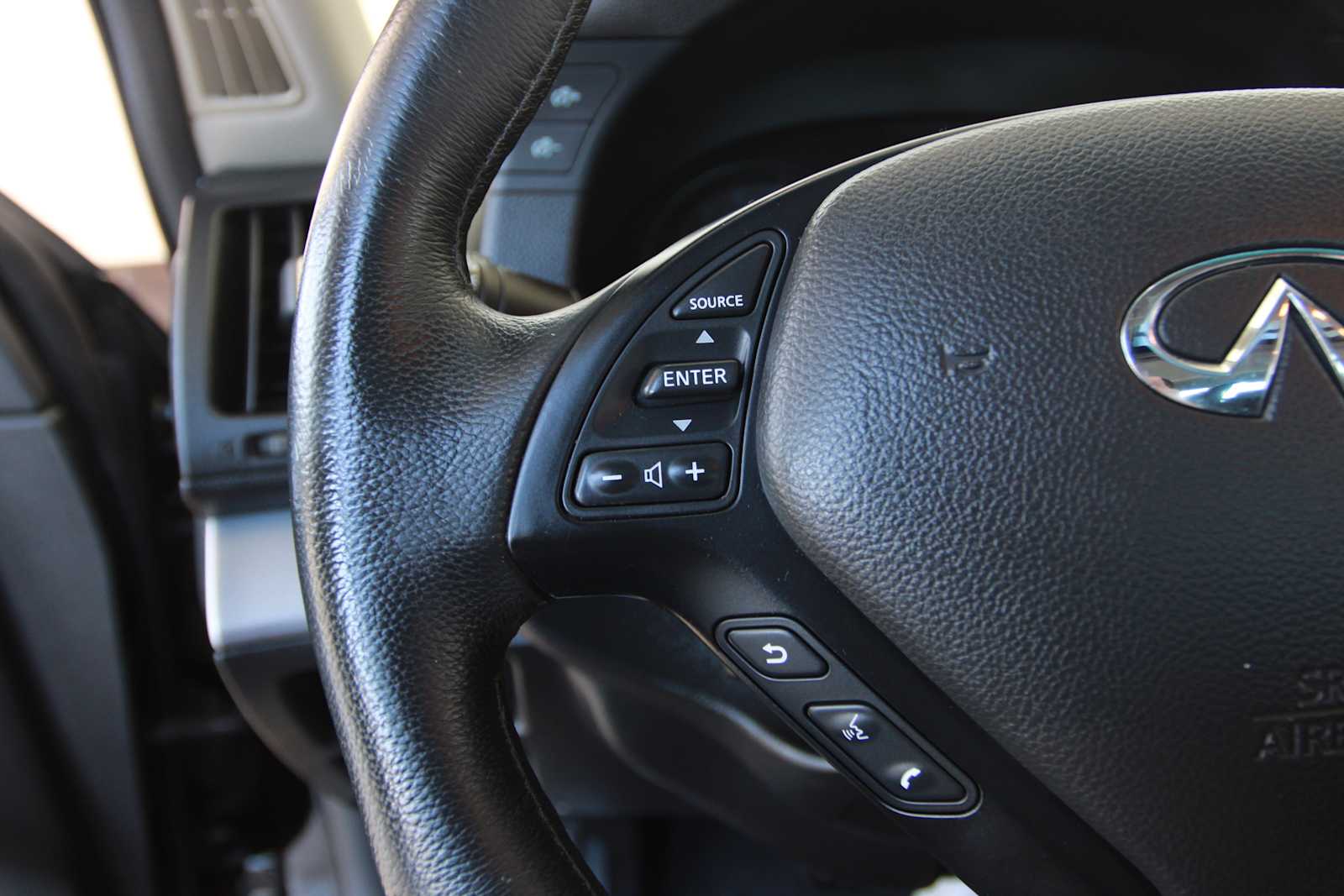 used 2013 INFINITI G37 car, priced at $12,998
