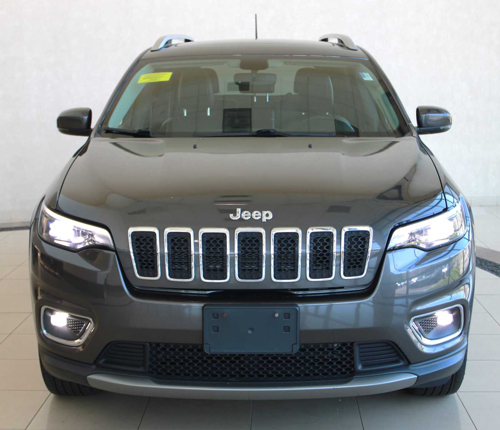 used 2019 Jeep Cherokee car, priced at $17,998