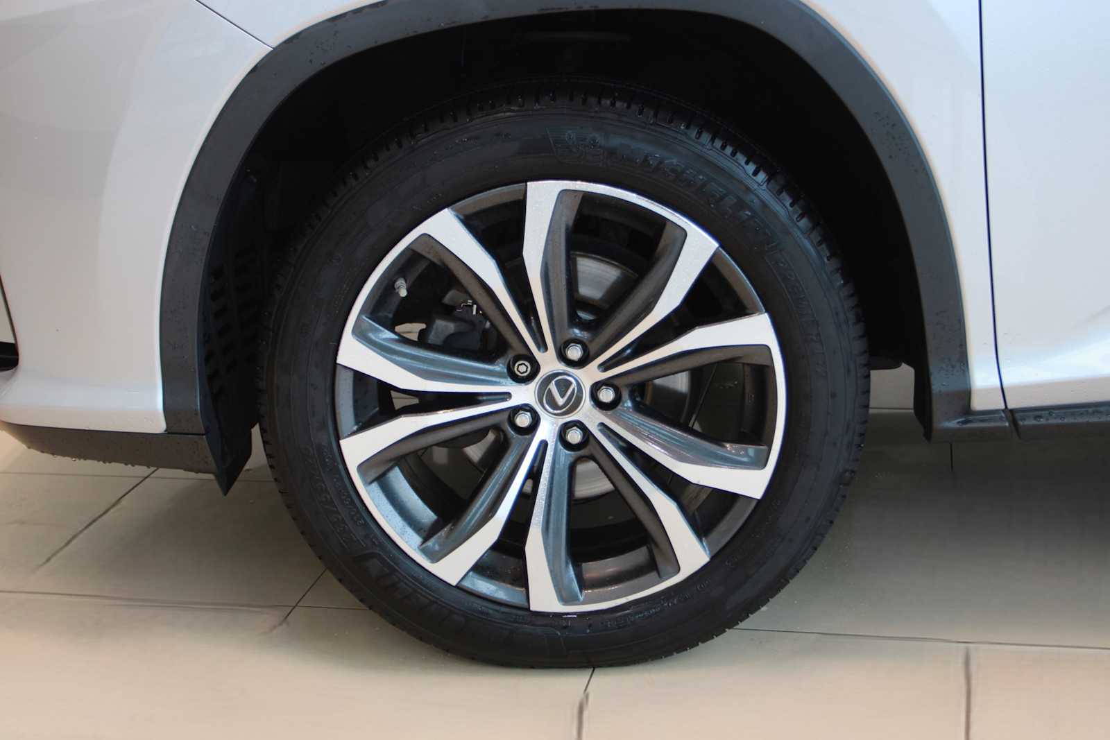 used 2018 Lexus RX 350L car, priced at $33,998