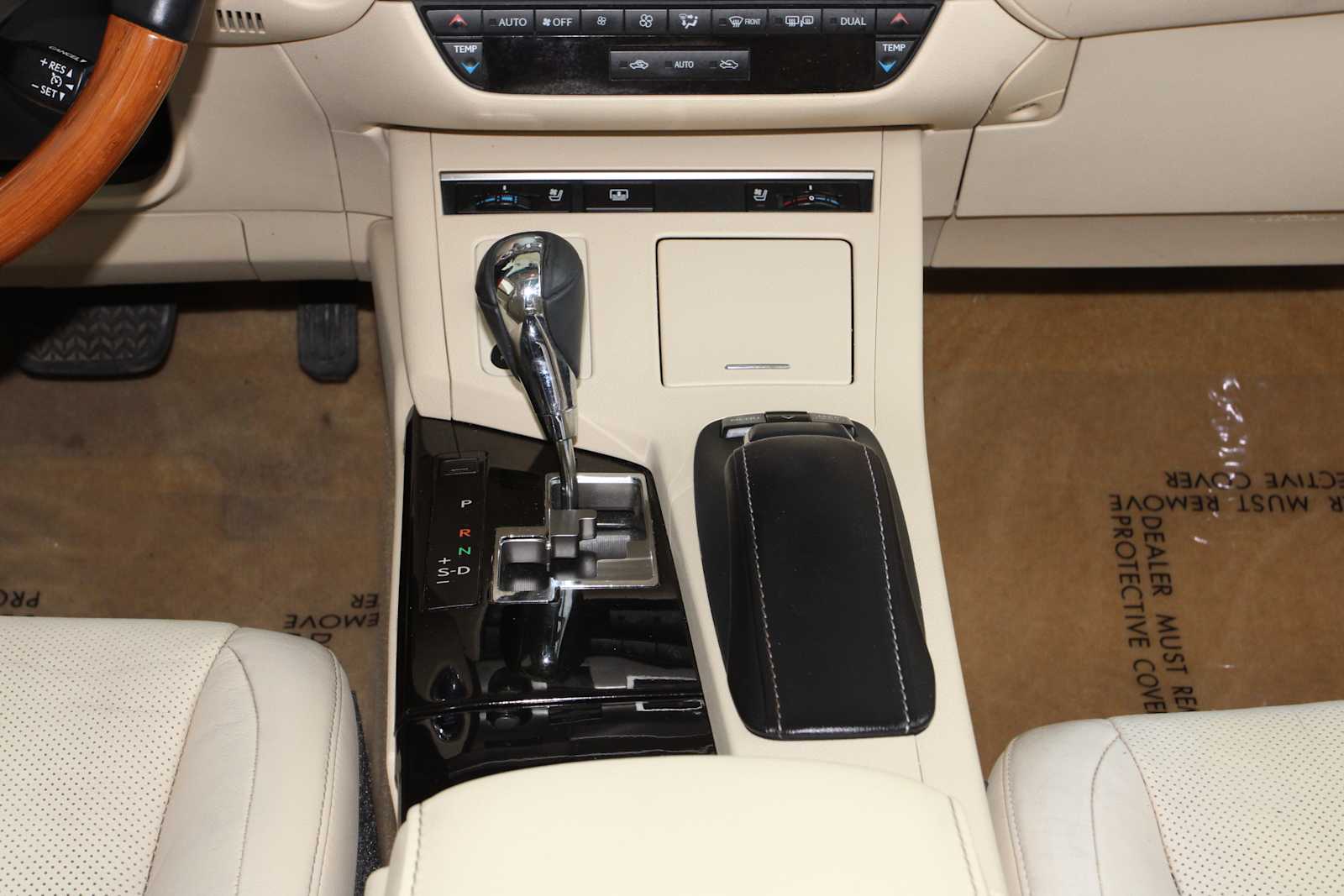 used 2013 Lexus ES 300h car, priced at $12,998