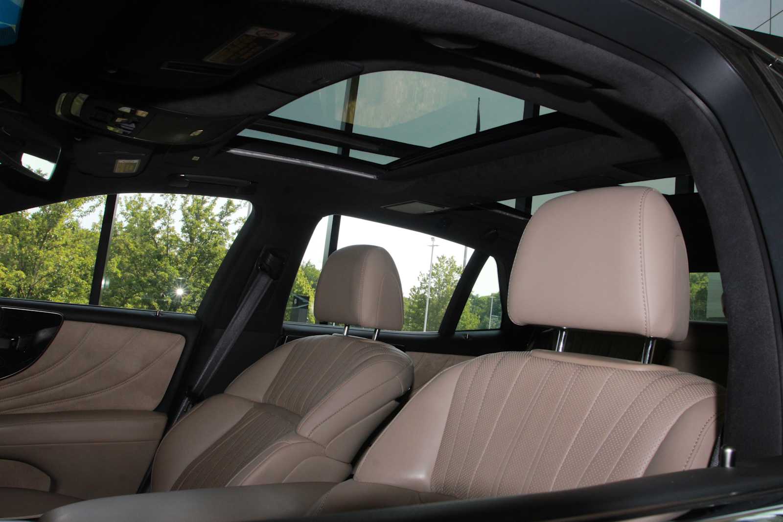 used 2021 Lexus LS 500 car, priced at $48,998
