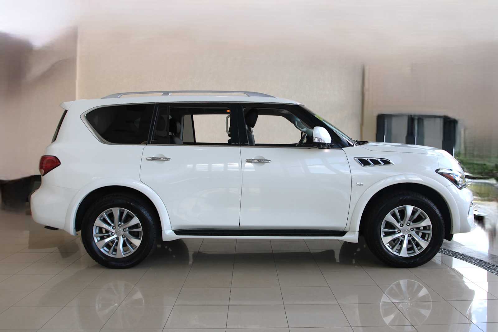 used 2017 INFINITI QX80 car, priced at $24,498