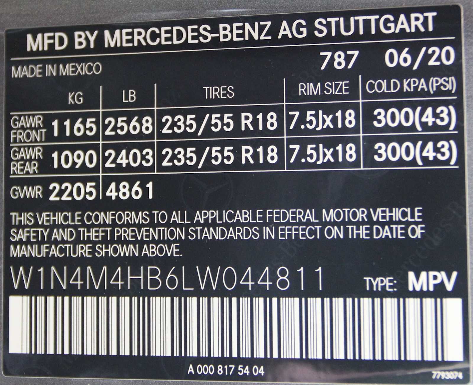 used 2020 Mercedes-Benz GLB 250 car, priced at $26,698