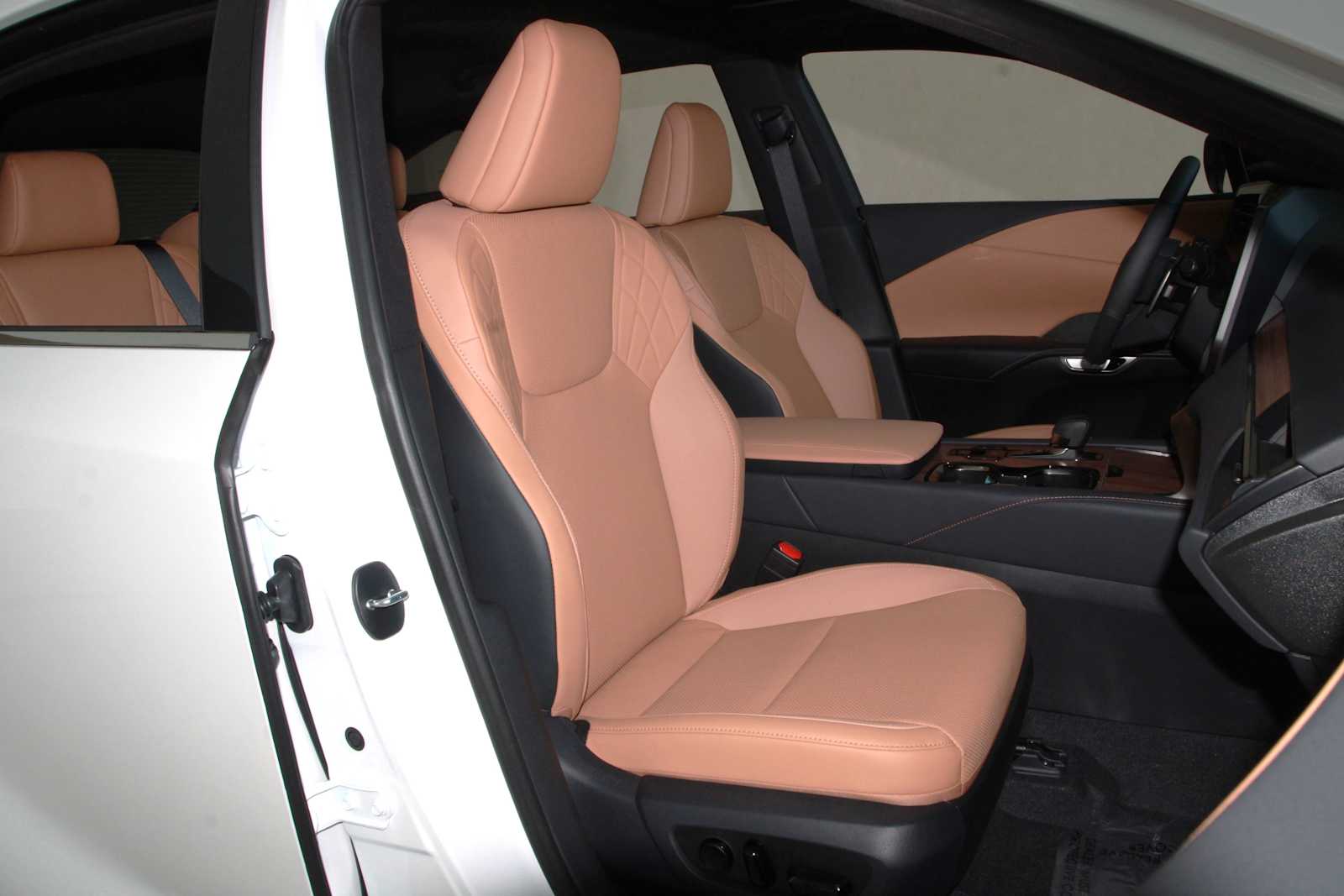 used 2025 Lexus RX 350h car, priced at $57,998