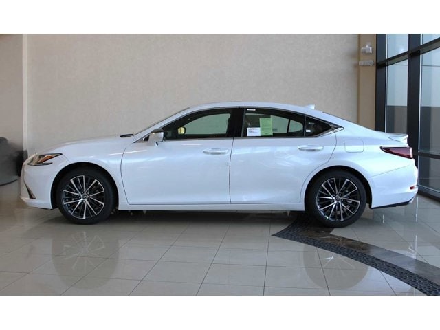 new 2025 Lexus ES 350 car, priced at $50,424