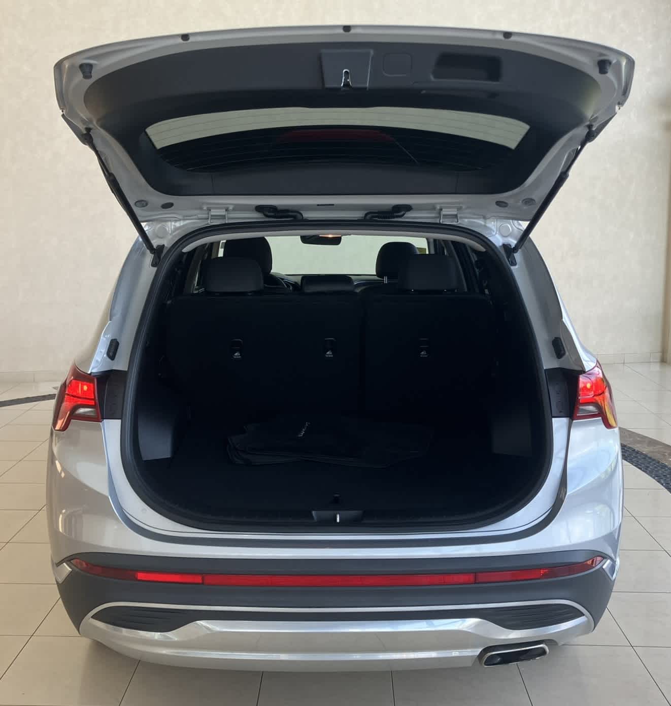 used 2022 Hyundai Santa Fe car, priced at $24,698