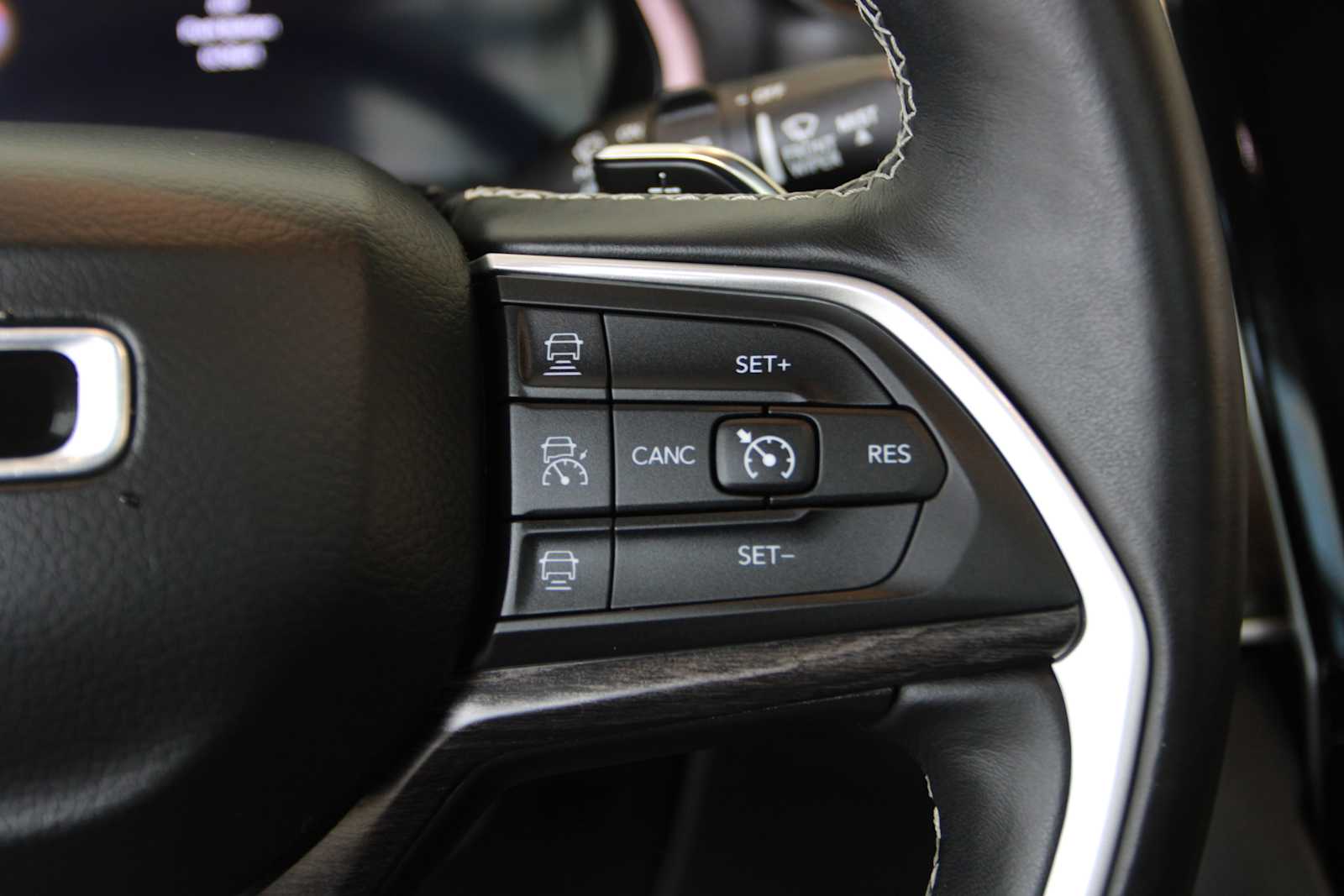 used 2021 Jeep Grand Cherokee L car, priced at $30,498