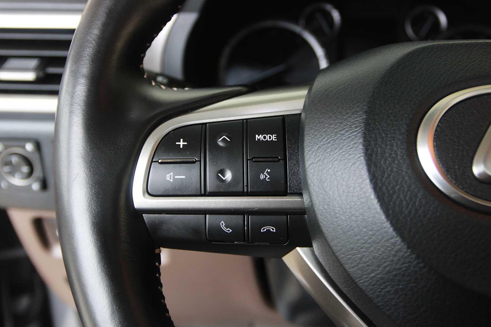 used 2022 Lexus GX 460 car, priced at $52,998