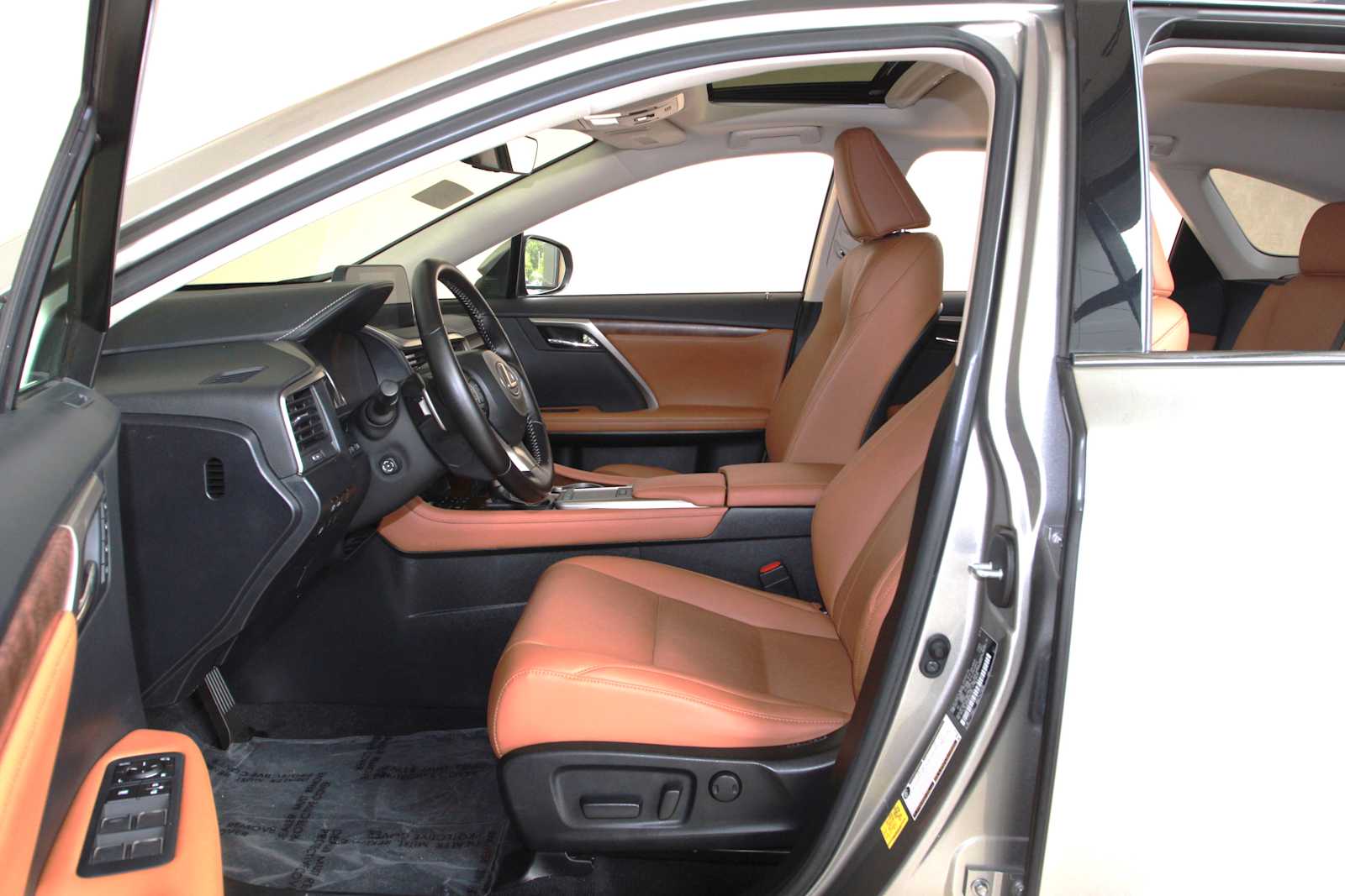 used 2021 Lexus RX 350L car, priced at $42,998