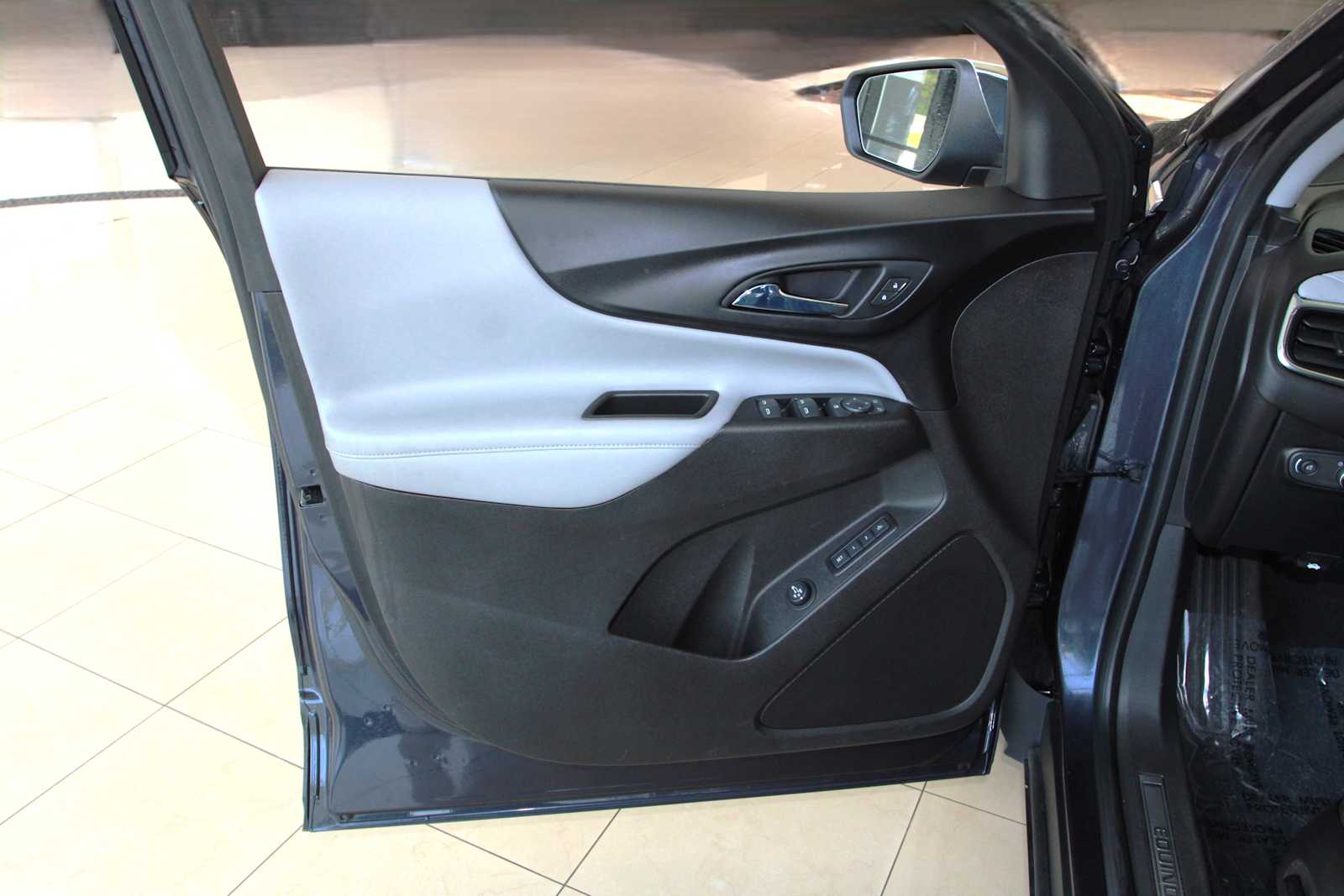 used 2018 Chevrolet Equinox car, priced at $16,798