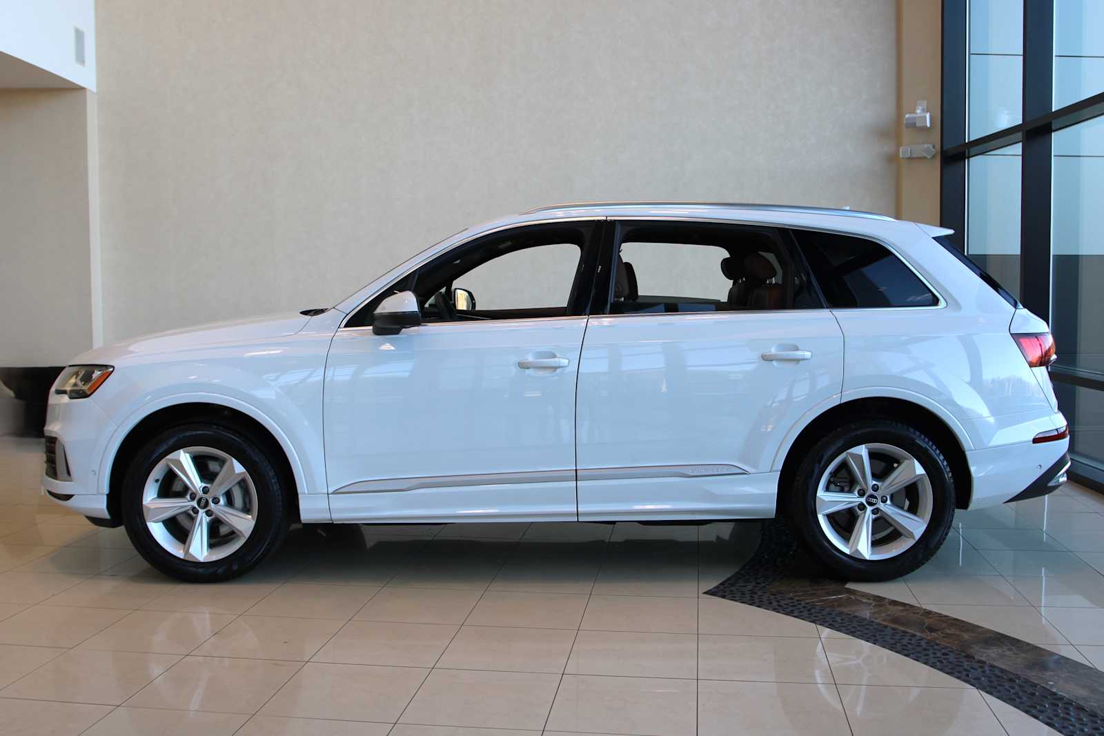 used 2021 Audi Q7 car, priced at $29,998