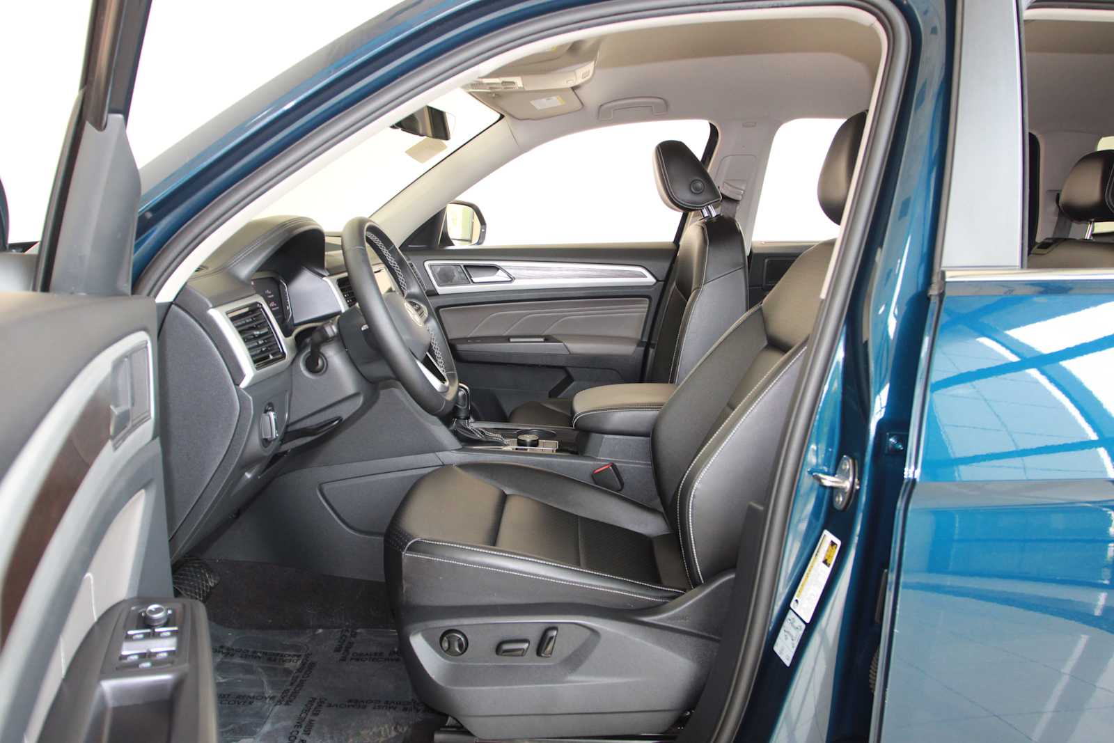 used 2022 Volkswagen Atlas car, priced at $28,998
