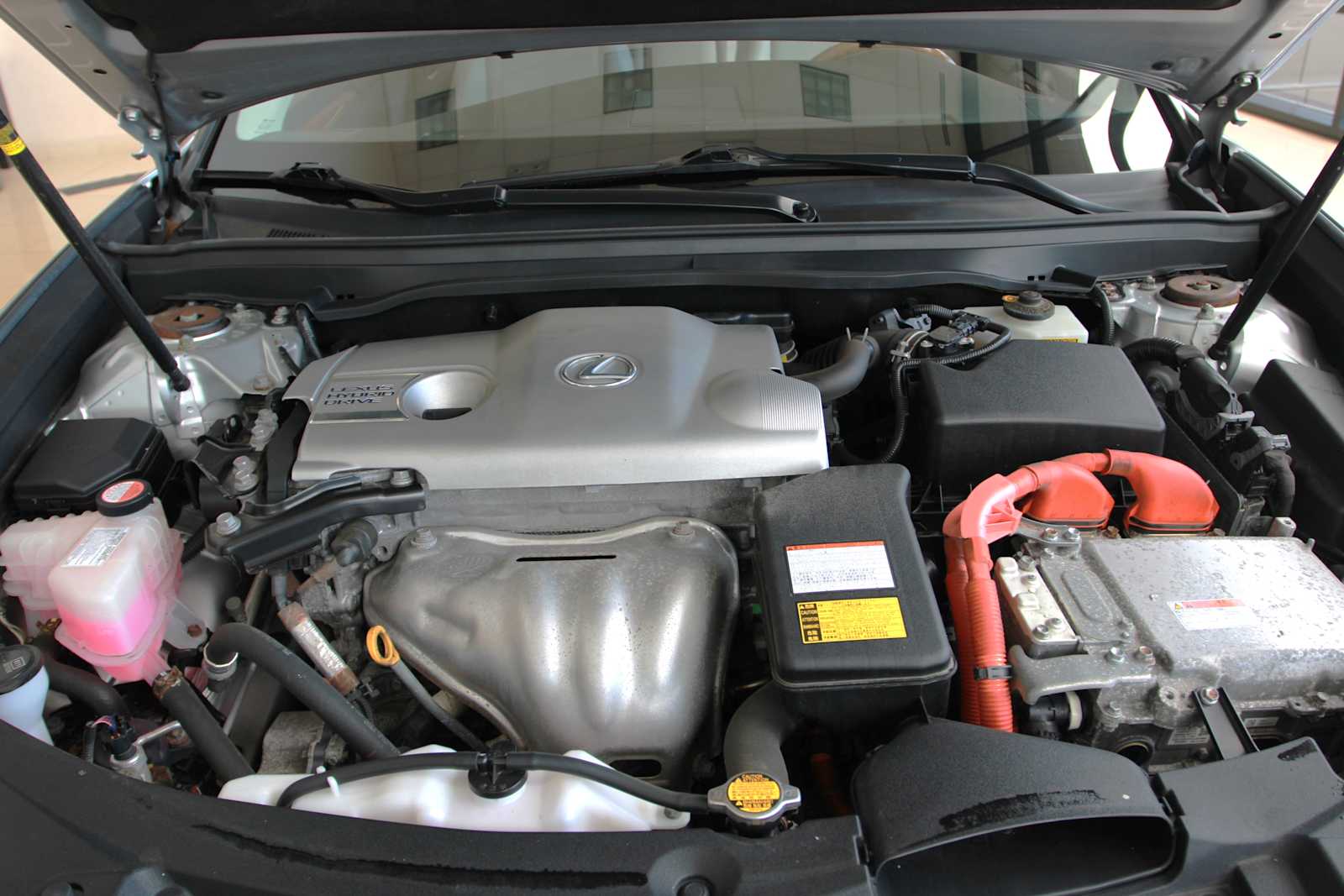 used 2015 Lexus ES 300h car, priced at $18,998