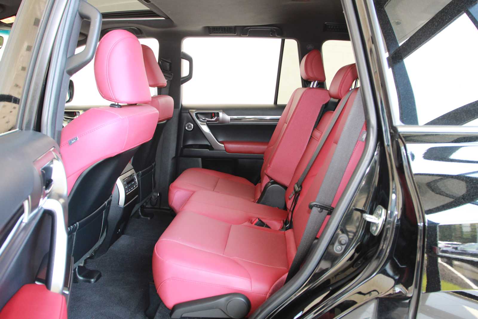 used 2023 Lexus GX 460 car, priced at $56,998