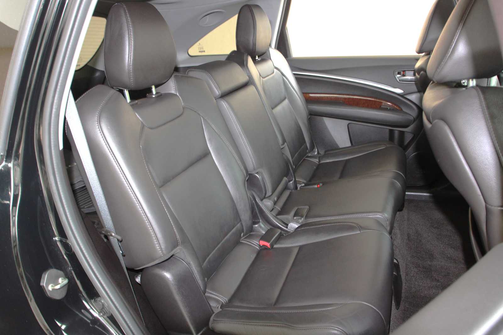 used 2018 Acura MDX car, priced at $24,998