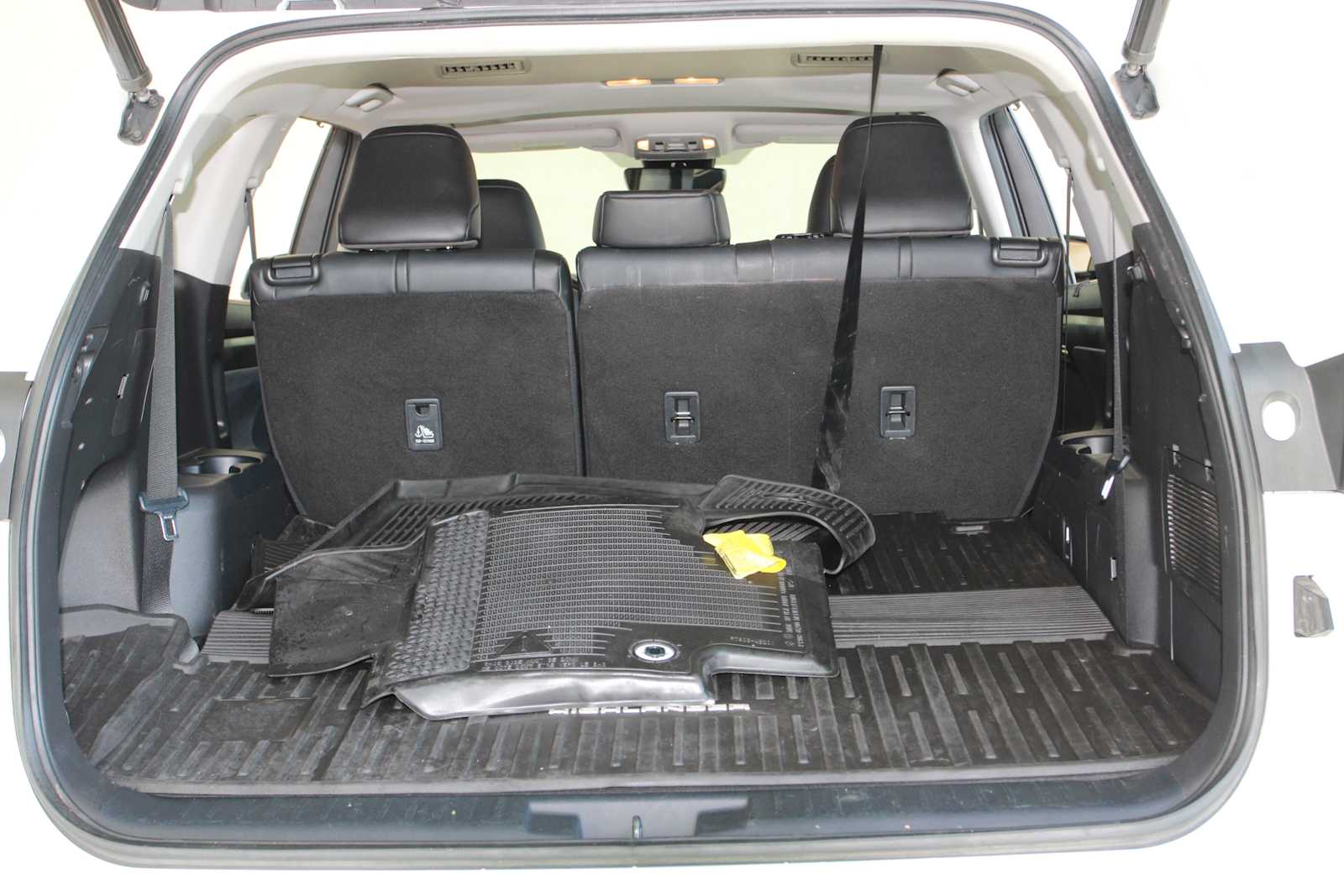 used 2020 Toyota Highlander car, priced at $29,598