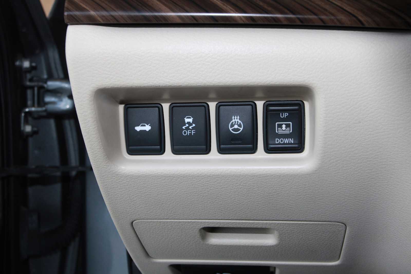 used 2016 Nissan Maxima car, priced at $16,998