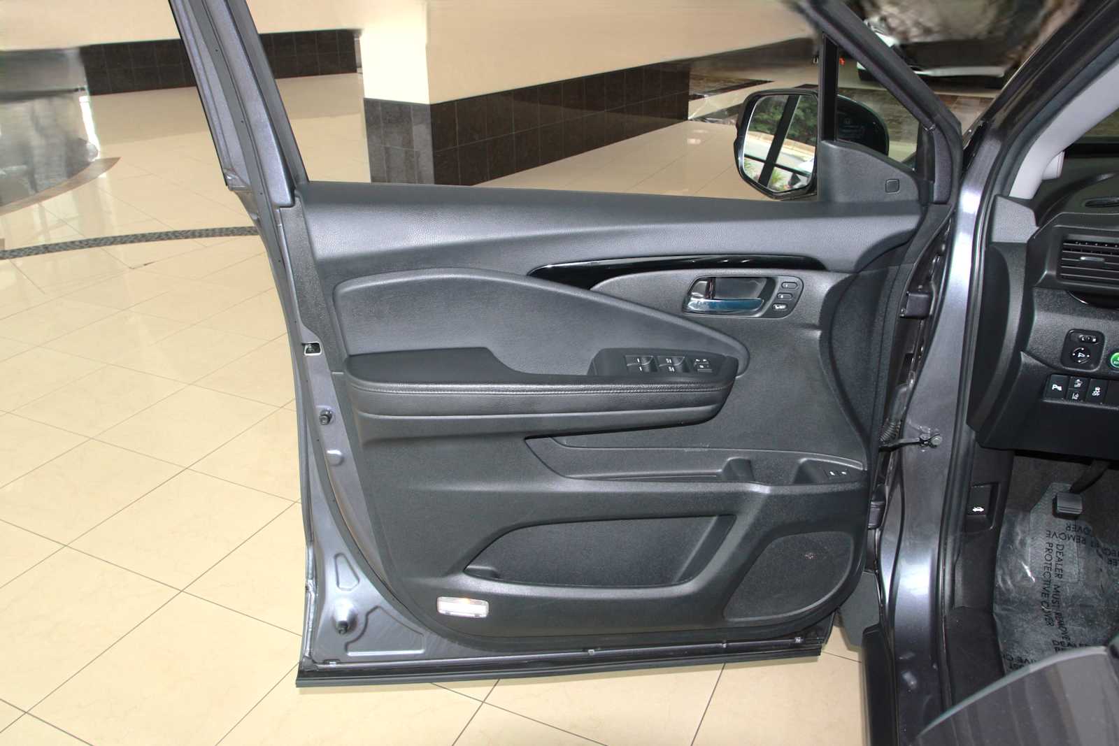 used 2021 Honda Pilot car, priced at $27,498