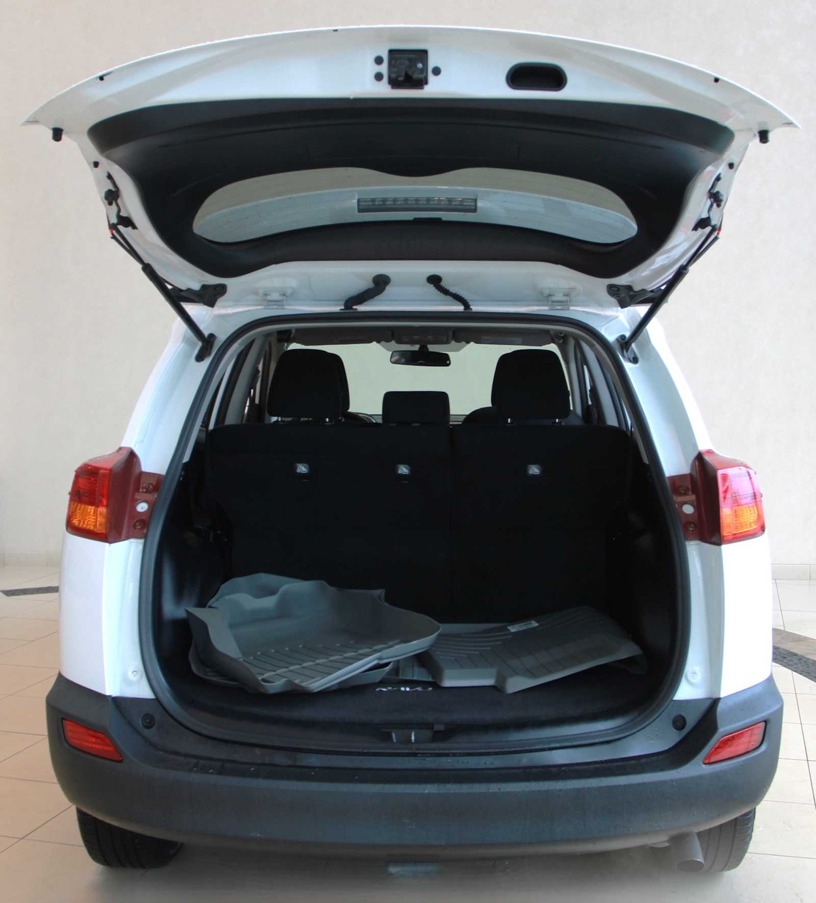 used 2015 Toyota RAV4 car, priced at $18,998
