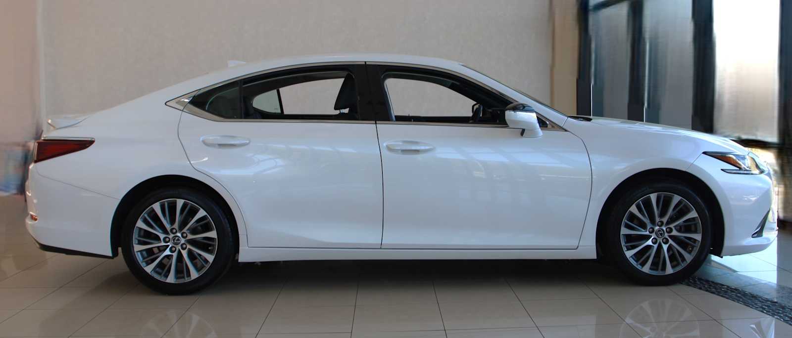 used 2020 Lexus ES 350 car, priced at $31,798