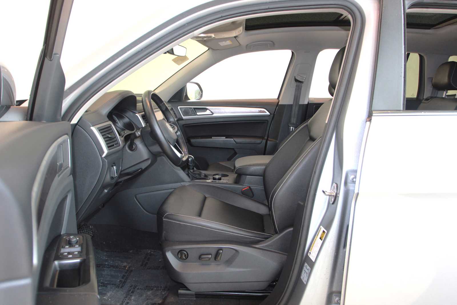 used 2021 Volkswagen Atlas car, priced at $26,998