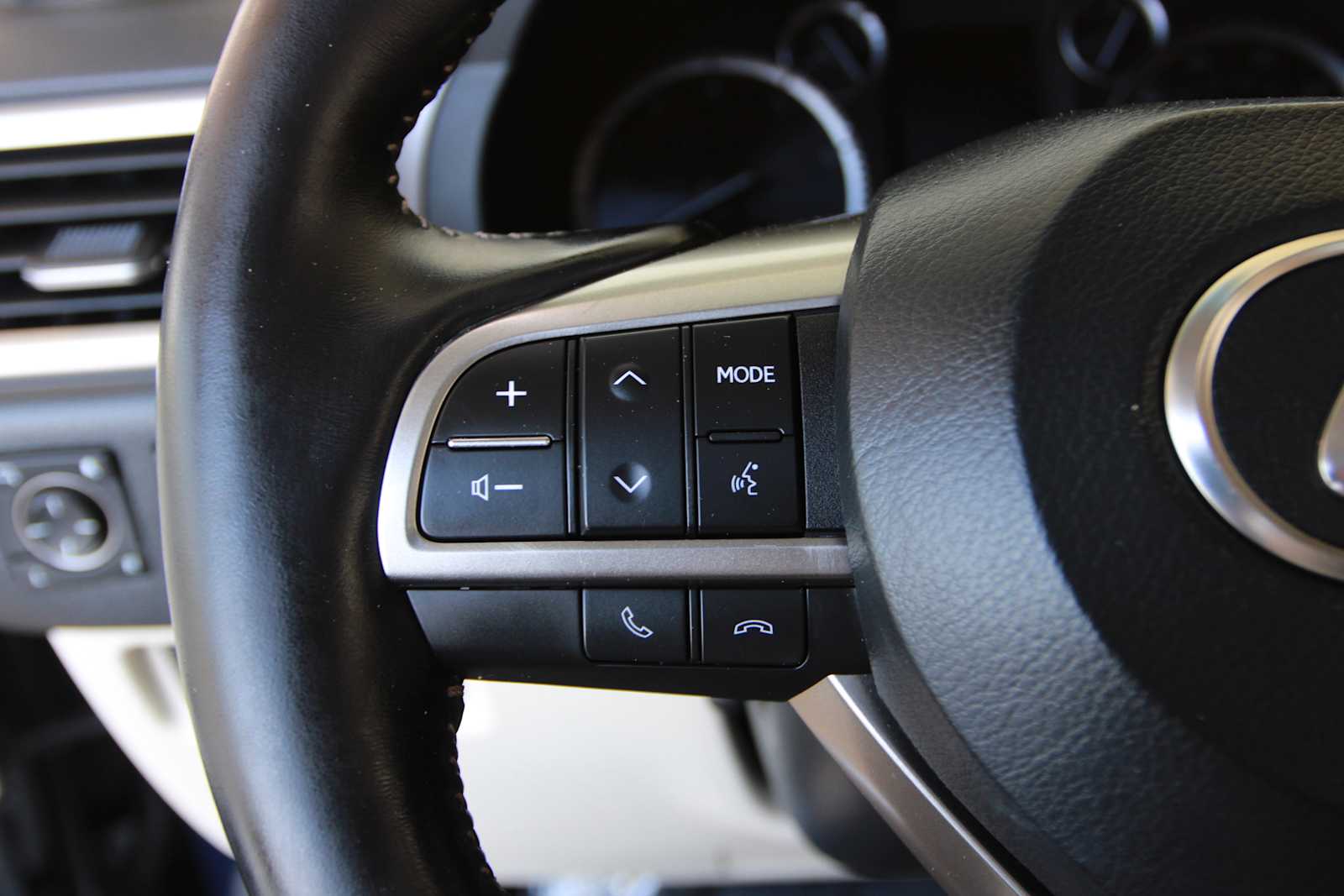 used 2022 Lexus GX 460 car, priced at $52,998